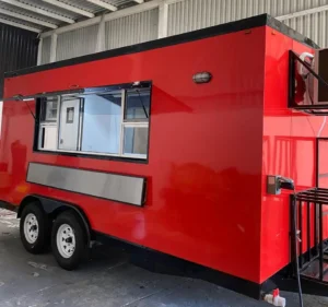 خدمات صناعة الفود تراك من بوما